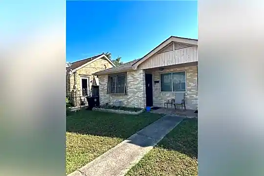 5119 Baccich St Photo 1