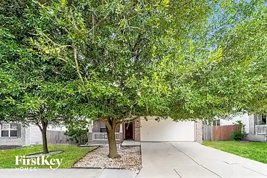 10115 Red Iron Creek Photo 1