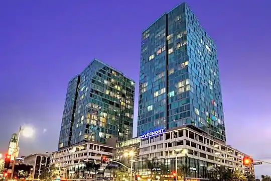 3150 Wilshire Blvd #1103 Photo 1