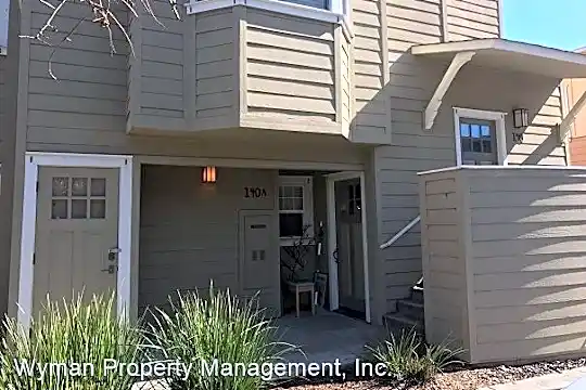 140 Valley Oak Dr Photo 1