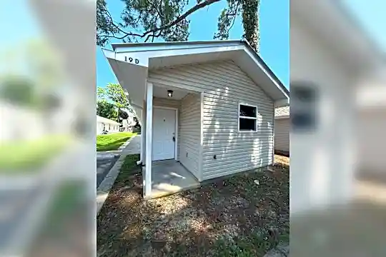 19 Park Cir SE #D Photo 2
