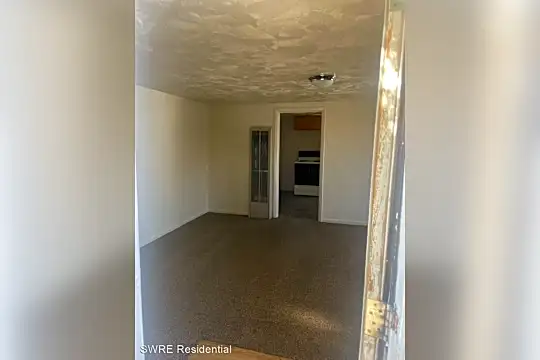 1008 McCarty Ave Photo 2