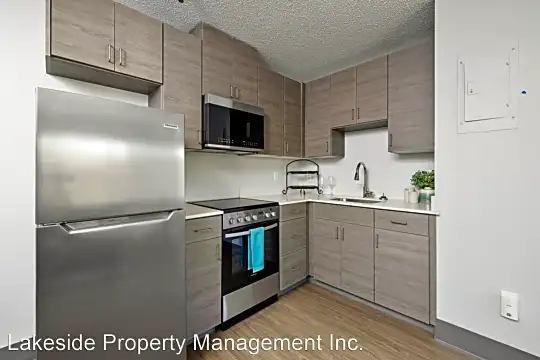 Shasta Place Apartments - Managed by Lakeside Property Management Photo 2