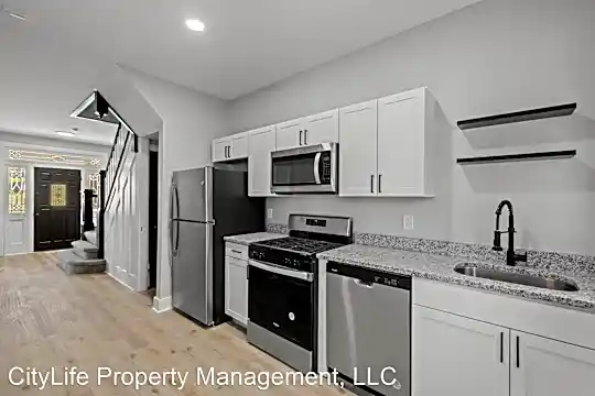 123 Overbrook Blvd Photo 1