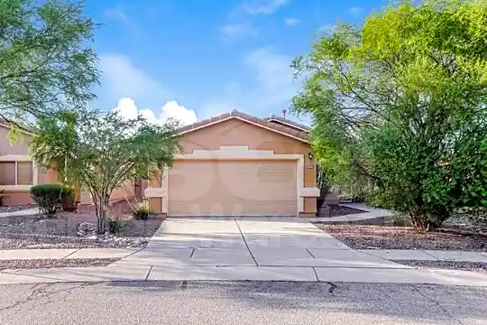 2156 W Splitwood Pl Photo 2