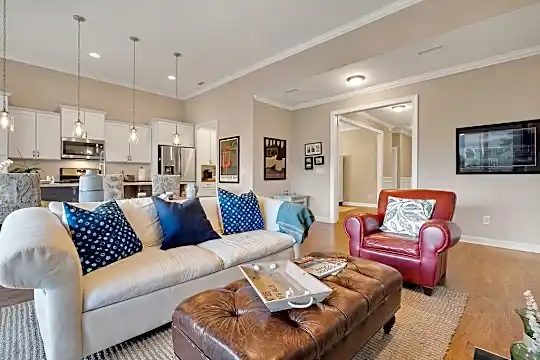 4062DruidsGlenDrive-08.jpg