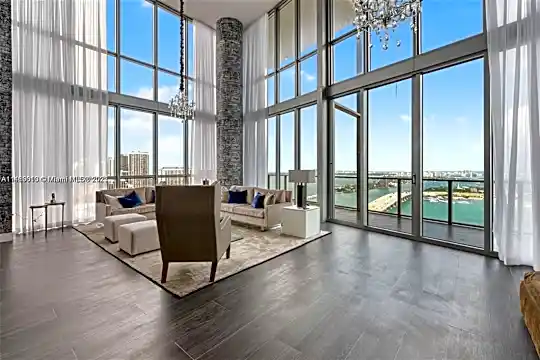 1100 Biscayne Blvd #3506-3507 Photo 1