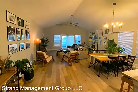 1671 Palmetto Palm Drive Photo 2