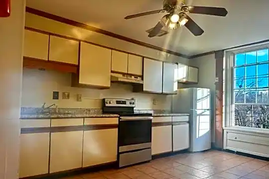 6 Eastman Terrace #2 Photo 2