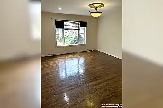 3857 W Foster Ave Photo 1