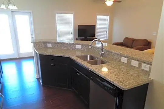 160 Granite Way Photo 2