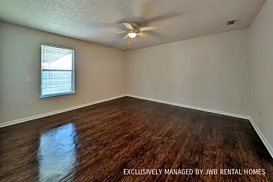10850 Wahine Dr N Photo 2