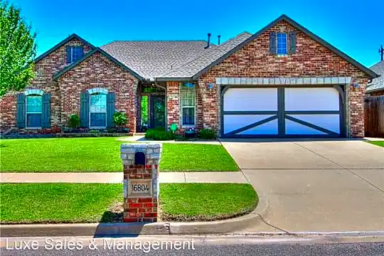 16804 Valderama Way Photo 1