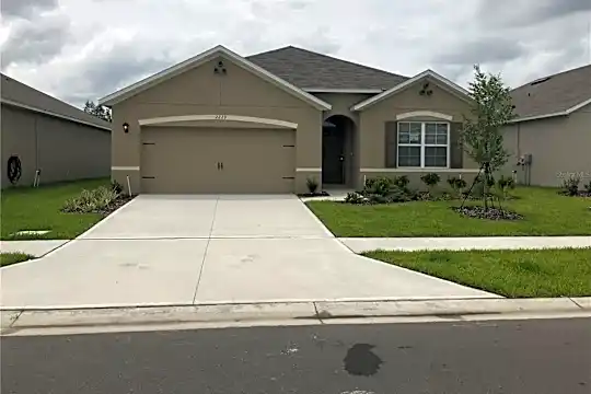 2229 Blue Highlands Dr Photo 1