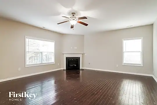 805 Tannerwell Avenue Photo 2