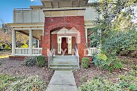 526 N Davidson Street Photo 1