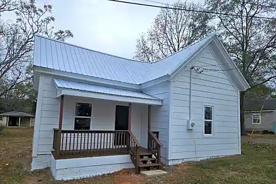 124 Griffith Street Photo 1