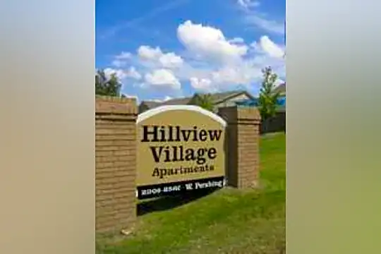 Hillview Village Senior Apartments Photo 2