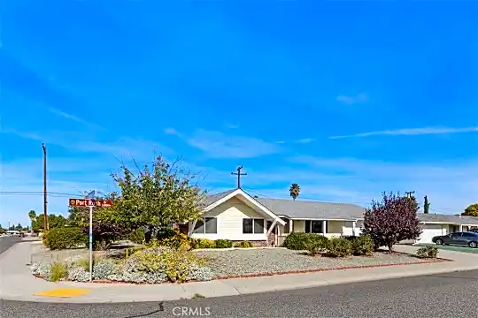 26070 Port Rush Dr Photo 2