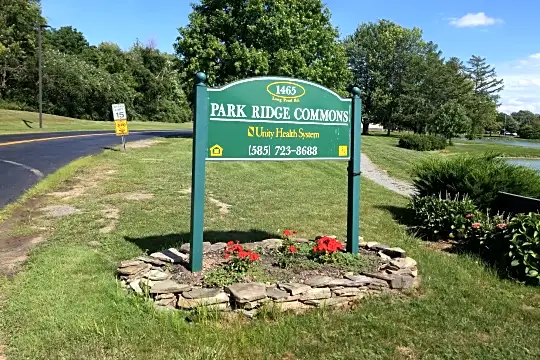 Park Ridge Commons Photo 2