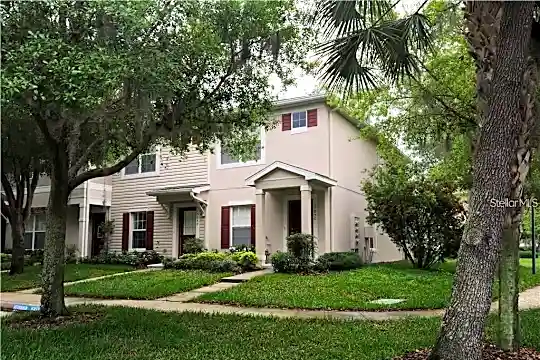 15848 Fishhawk Falls Dr Photo 2