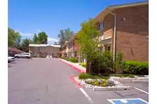 Carr Street Townhomes Photo 2