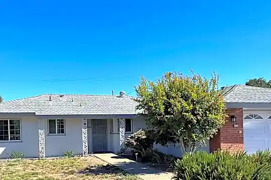 126 Mizar Pl Photo 2