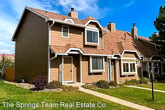 826 London Green Way Photo 1