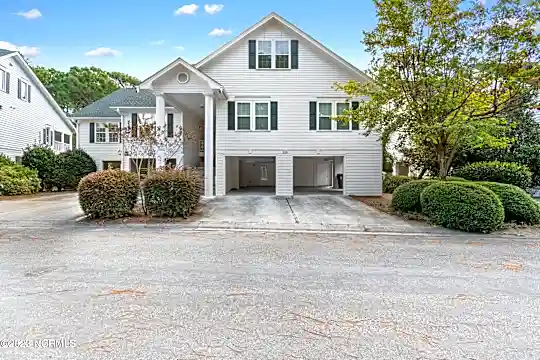 3159 Lakeside Commons Dr SE #A Photo 1