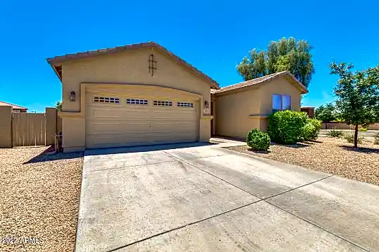 15493 W Montecito Ave Photo 2