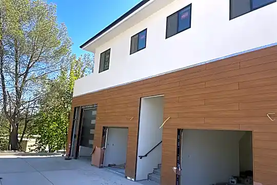 3710 El Camino Real Photo 1
