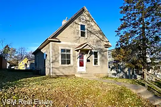 3335 N Sheridan Ave Photo 1