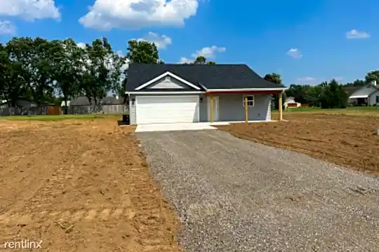 4733 Basin St Photo 2