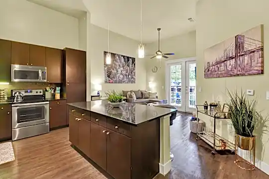 4110 Fairmount St Photo 2