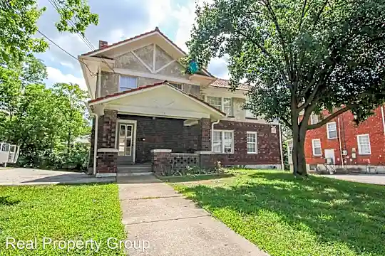 1506 Rosemary Ln Photo 1