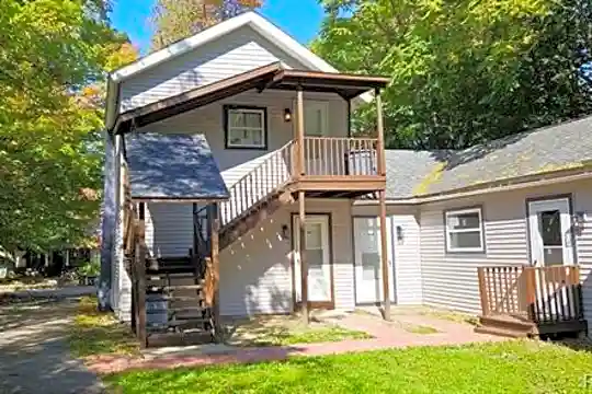 421 Pine St #A Photo 2