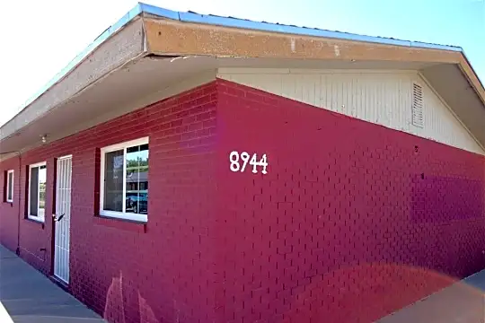 8944 Norton St #2 Photo 1