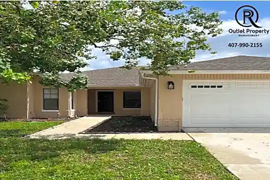 1014 Hornbeam St Photo 1
