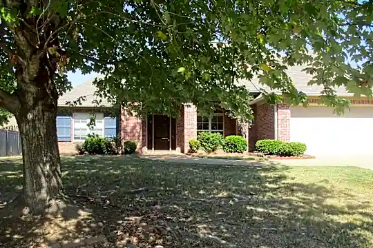 1804 August Bend Photo 2