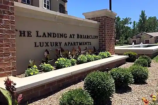 Landing At Briarcliff Apartments Photo 1