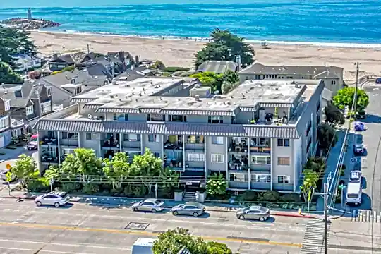 220 Atlantic Ave Photo 1