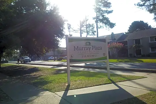 Murray Plaza Photo 2