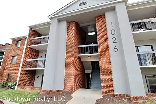1026 Blue Ridge Dr Photo 1