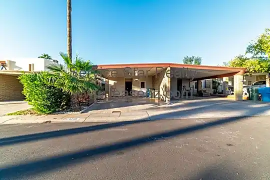 5158 E Monte Vista Rd Photo 1