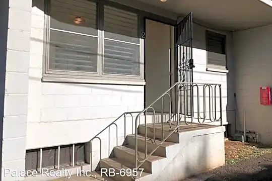 1669 S Beretania St. Photo 1