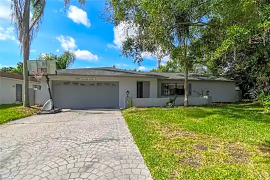 11404 Country Oaks Dr Photo 1
