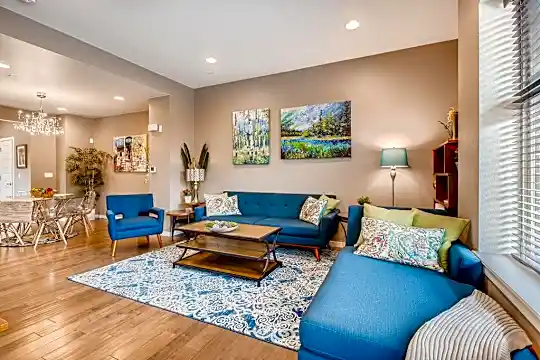 10068 Town Ridge Ln Photo 1