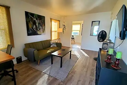 3746 Herman Ave Photo 1