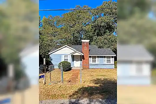 435 Pineneedle Rd Photo 1