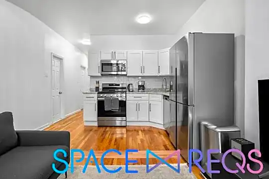474 Smith St Photo 1